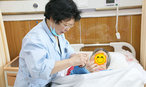 老人生活不能自理怎么办？无锡老人康养中心