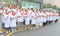 金秋颂盛世 医心献祖国｜无锡国济举办国庆升旗仪式，凝聚全院奋进力量