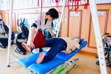 无锡国济康复医院：老年退行性骨关节病该如何康复护理？