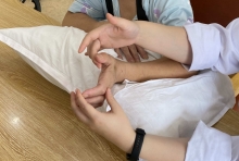 【世界帕金森日】科学防治，让生命不再“颤抖”