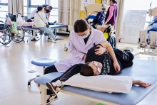 科学康复≠盲目锻炼，无锡国济康复医院残疾人康复，不是练的越多越好