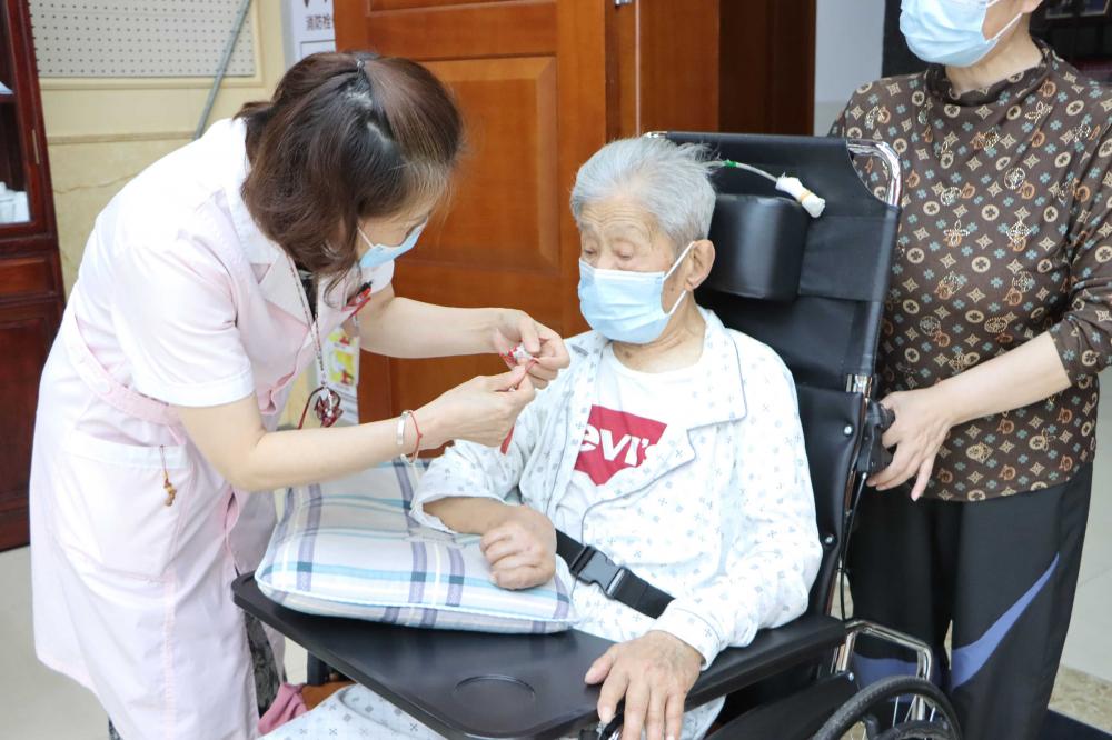 高血压老人如何康复护理？无锡国济康复医院的个性化康复方案
