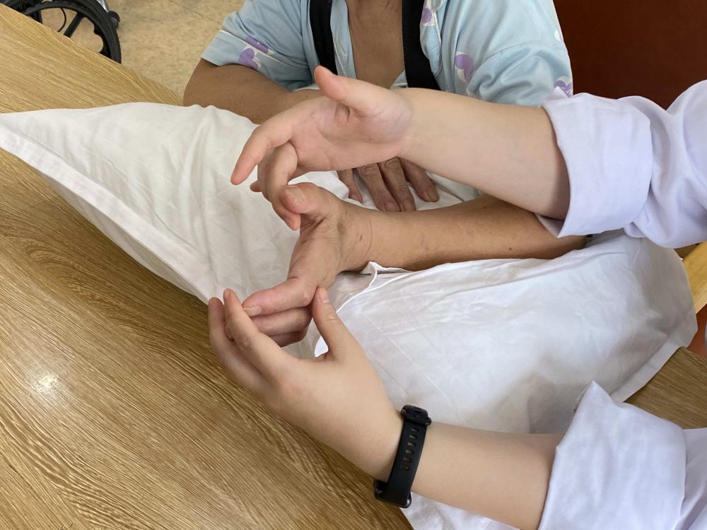 10c0555add704c9139a5c8a3b301b3d 10c0555add704c9139a5c8a3b301b3d